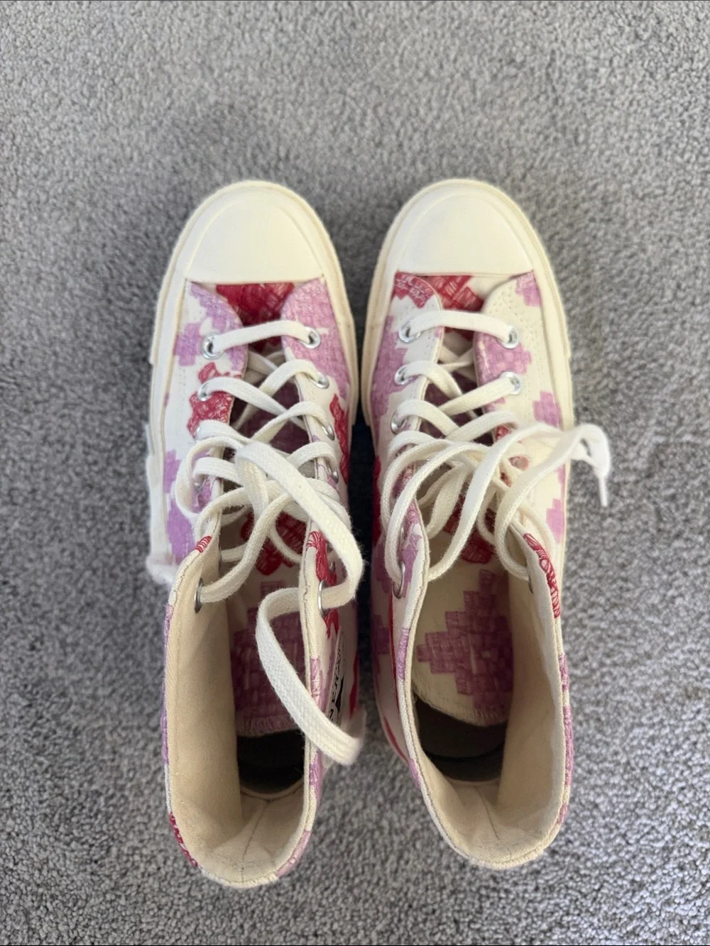 Graphic High-Top Sneakers in Cream with Pink & Red Cross Motif
